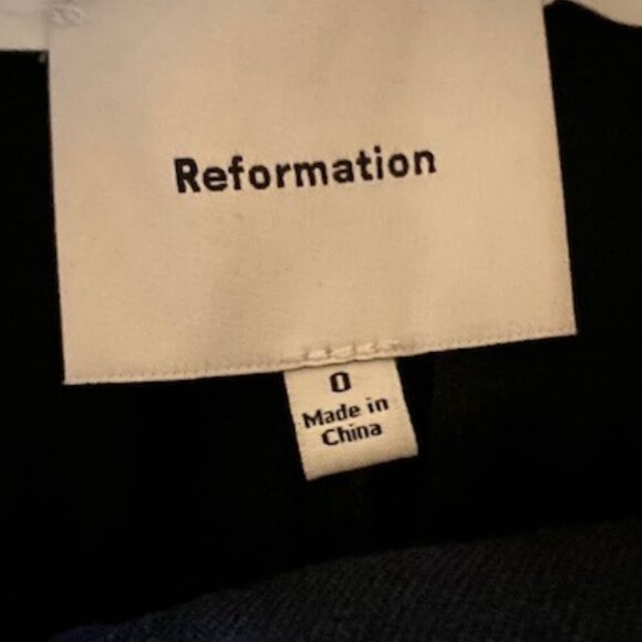 Reformation Black Wide Leg Pleated Pants 0 - Picture 2 of 5